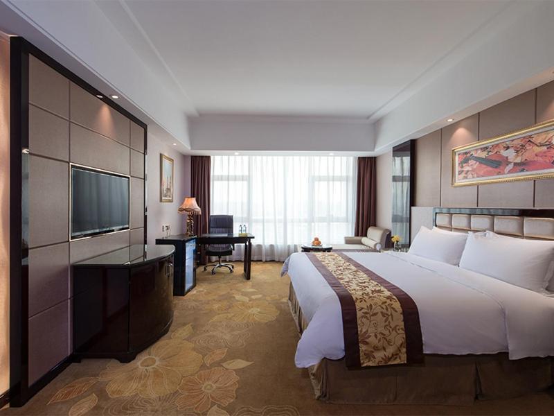 Vienna International Hotel Guangdong Zhongshanbei Station Чжуншань Экстерьер фото